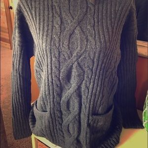 NWT Abercrombie & Fitch Gray Boxy Cable Sweater S